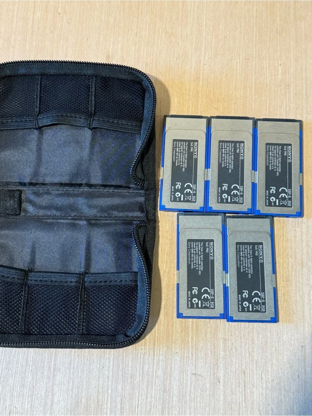 5-Sony 8GB SxS PRO Memory Cards “UNTESTED” SBP-8 w/Case Read Description Below!